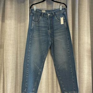 NWT Pilcro Reworked High-Rise Taper Jeans Size 31